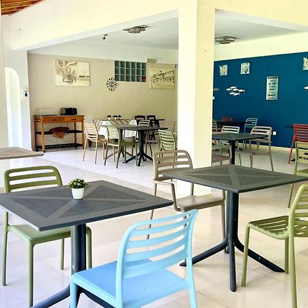 La Modestie Guest House Grand Anse  Extérieur photo