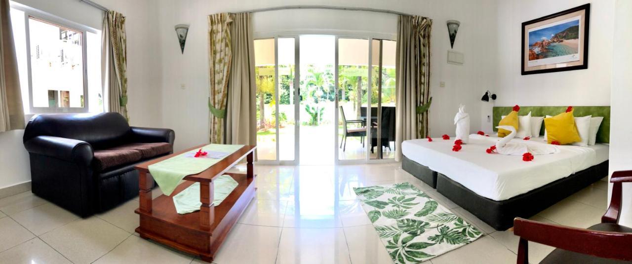 La Modestie Guest House Grand Anse  Extérieur photo