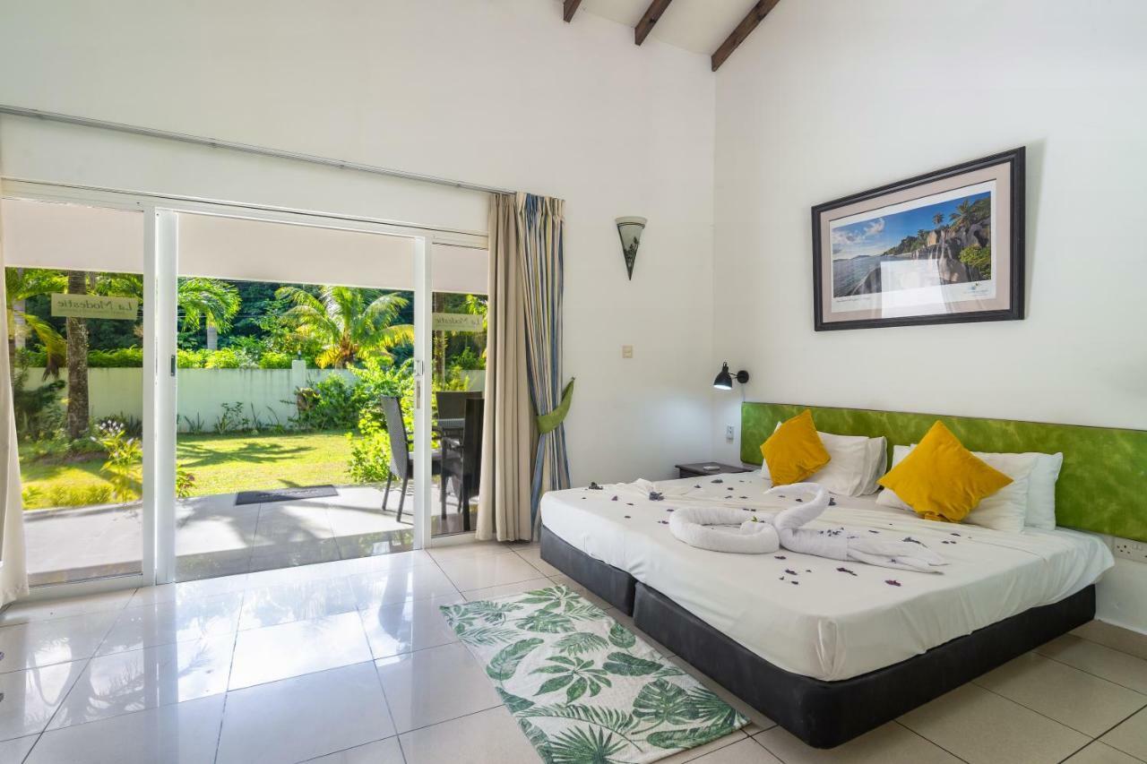 La Modestie Guest House Grand Anse  Extérieur photo
